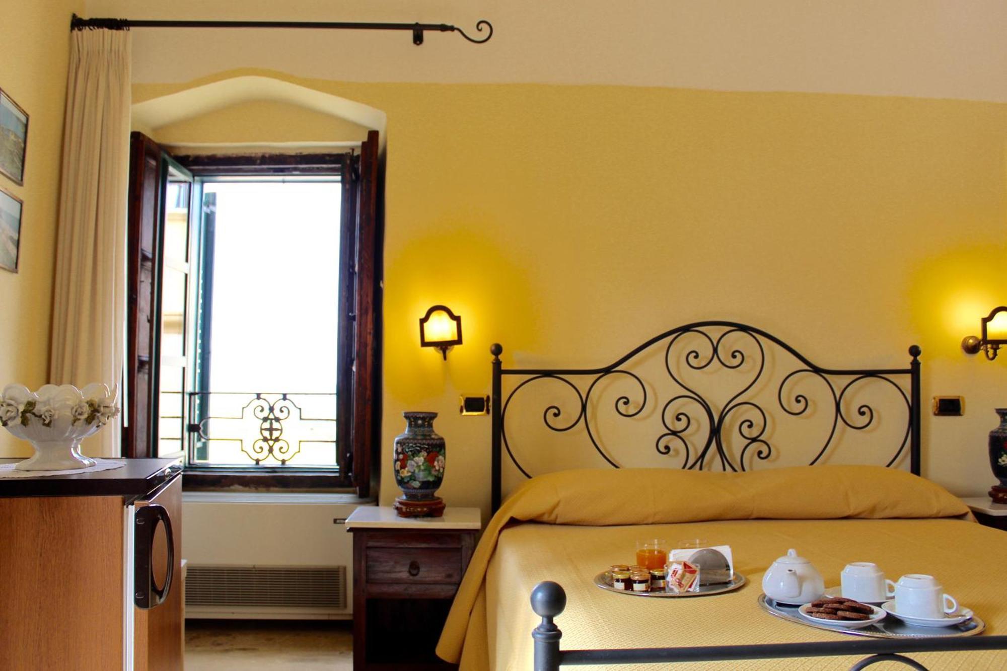 Palazzo Senape De Pace Bed & Breakfast Gallipoli Eksteriør bilde