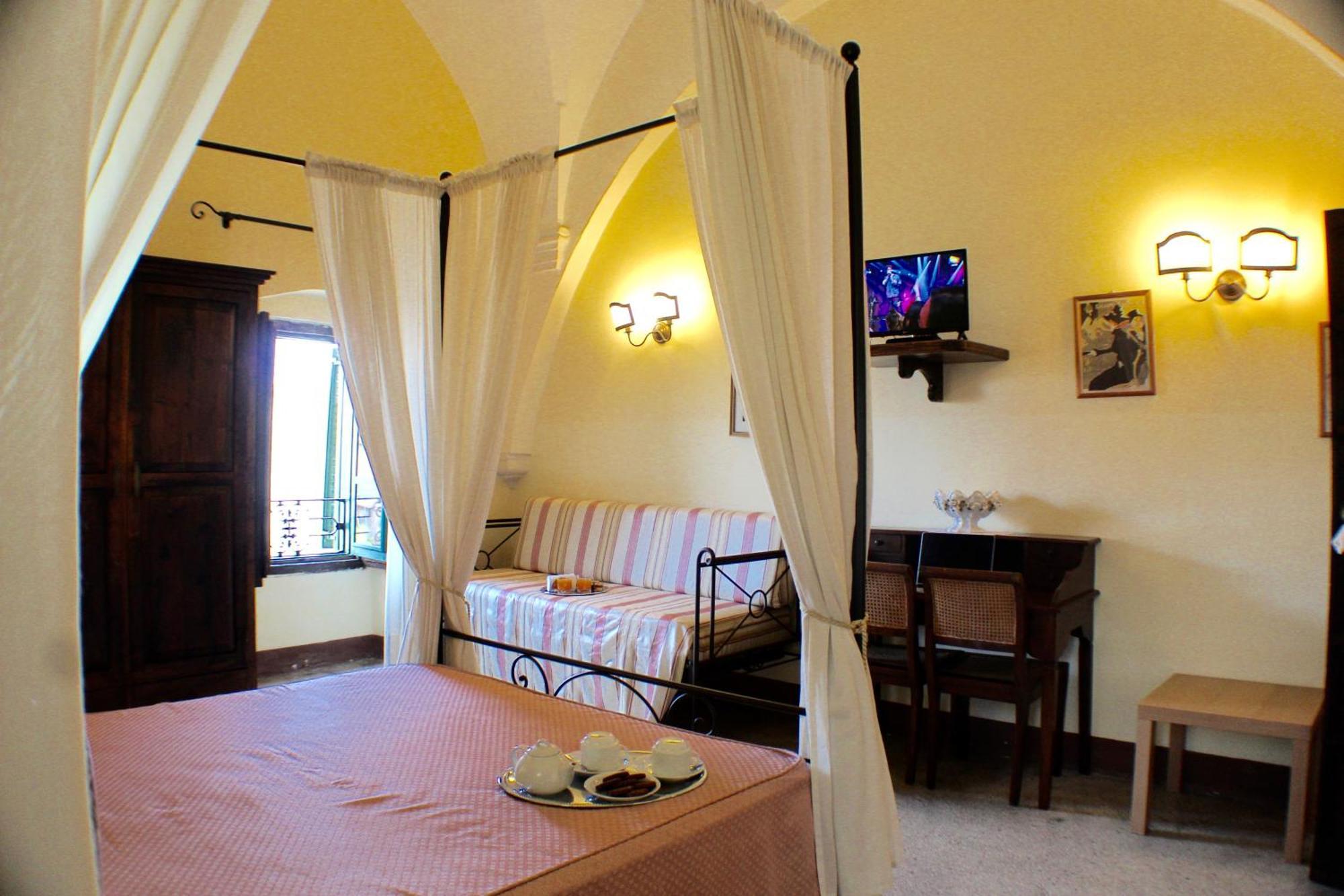 Palazzo Senape De Pace Bed & Breakfast Gallipoli Eksteriør bilde