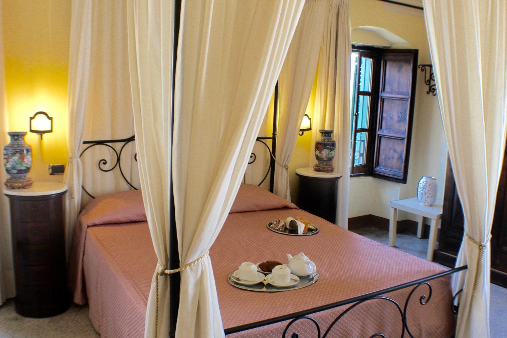 Palazzo Senape De Pace Bed & Breakfast Gallipoli Eksteriør bilde